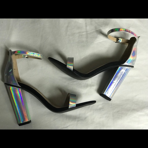 Zara - metallic silver heels - Picture 4 of 4